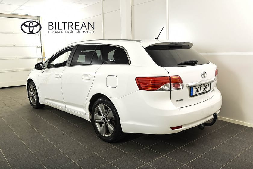 Bild 3 av Toyota Avensis Kombi 1.8 Automat Panorama Dragkrok Backkamera
