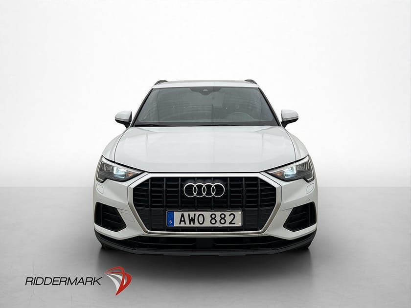 Bild 2 av Audi Q3 45 TFSI e 245hk Proline Kamera CarPlay Rattvärm Drag