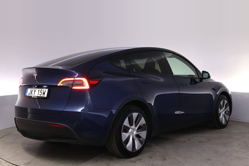 Bild 5 av Tesla Model Y Standard Range RWD Autopilot Panorama