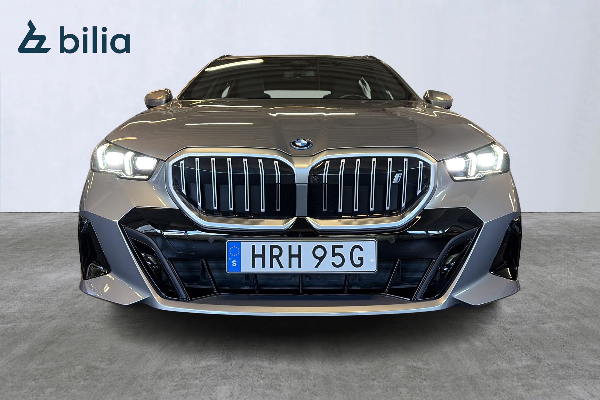 BMW i5 eDrive40 Touring 2025, bild 2/10