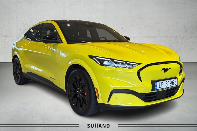 Bilde 3 av Ford Mustang Mach-E Long Range AWD GRABBER YELLOW | VARMEPUMPE | PANORAMATAK