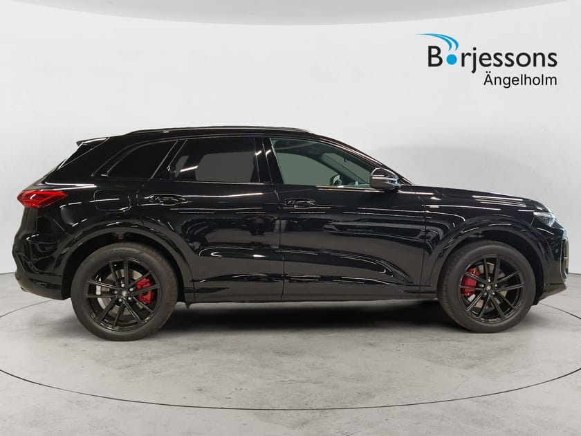 Bild 2 av Audi Q5 e-hybrid quattro SUV 270 KW S TRONIC