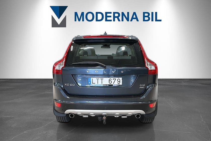 Bild 5 av Volvo XC60 D3 AWD Summum 163hk Dragkrok HuD Skinn PDC Nybesiktad