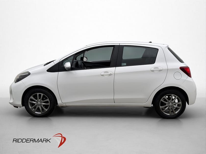 Bild 5 av Toyota Yaris 1.33 99hk Active Kamera Farthållare Bluetooth