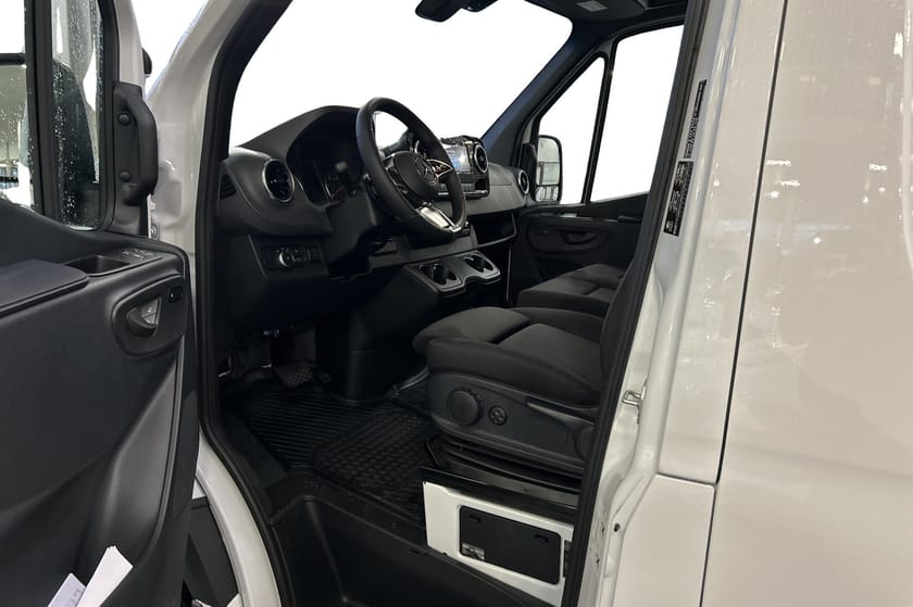 Bild 4 av Mercedes-Benz Sprinter 319 CDI 4x4 Panel Van Skåp A2 Select