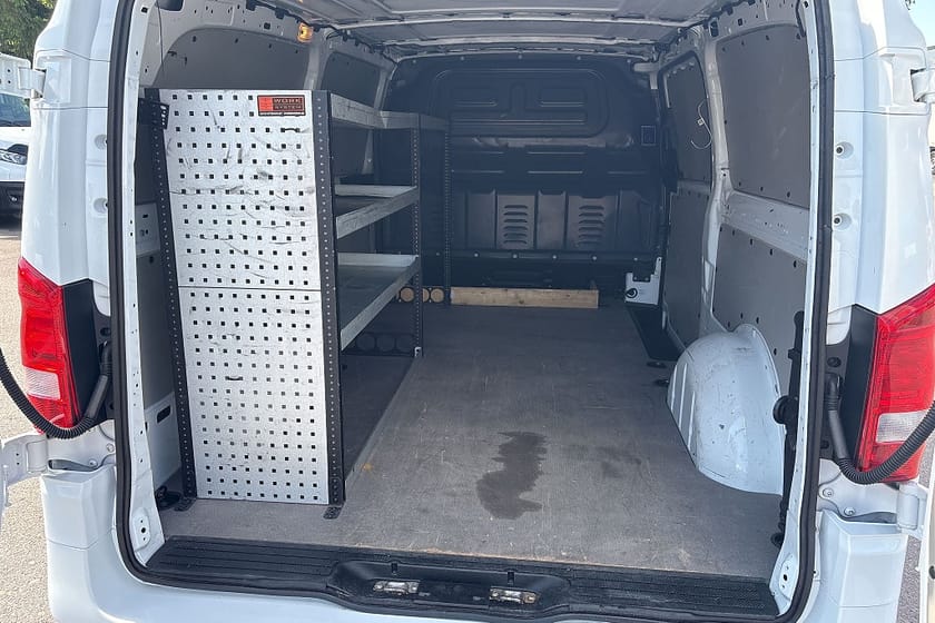 Bild 4 av Mercedes-Benz Vito 116 CDI 2.8t 9G-Tronic