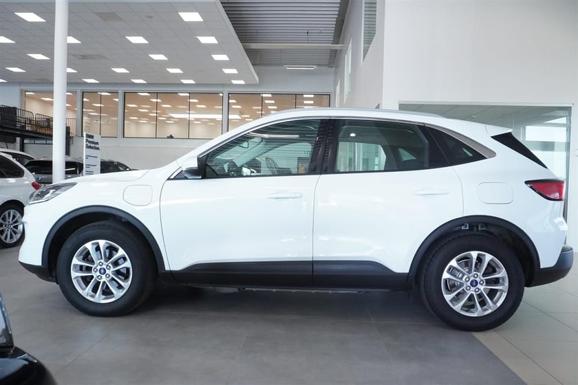 Bild 3 av Ford Kuga Plug-In Hybrid PHEV 225hk CVT Titanium Vinterpaket