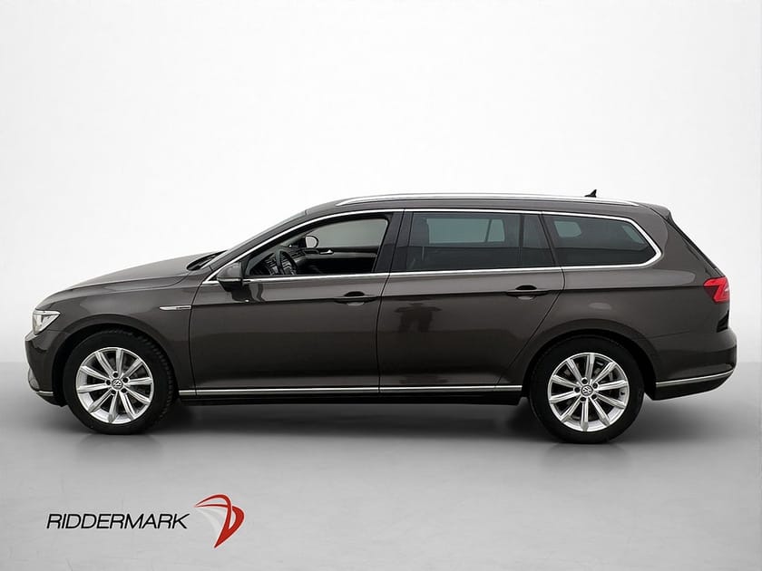 Bild 5 av Volkswagen Passat Sportscombi 2.0 TDI 4M 190hk Executive D-Värmare Drag