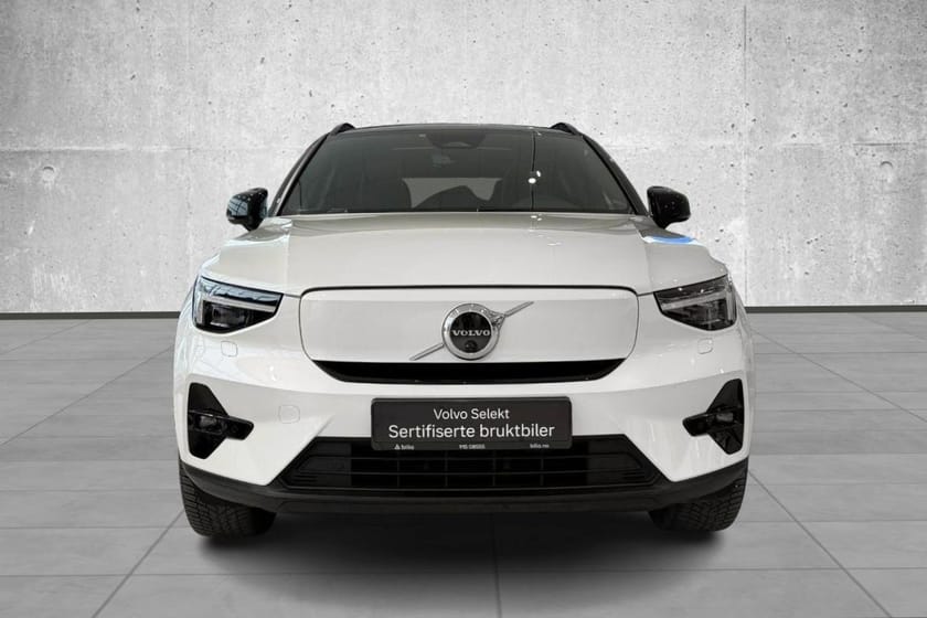 Bilde 2 av Volvo XC40 Recharge Twin motor 408Hk AWD Ultimate, Hengerfeste, 360*, Pixel LED, H/K
