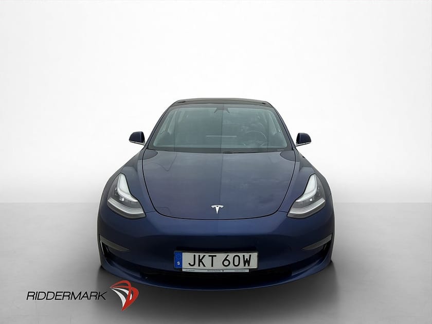Bild 2 av Tesla Model 3 Long Range AWD Panorama Dragkrok Svensksåld