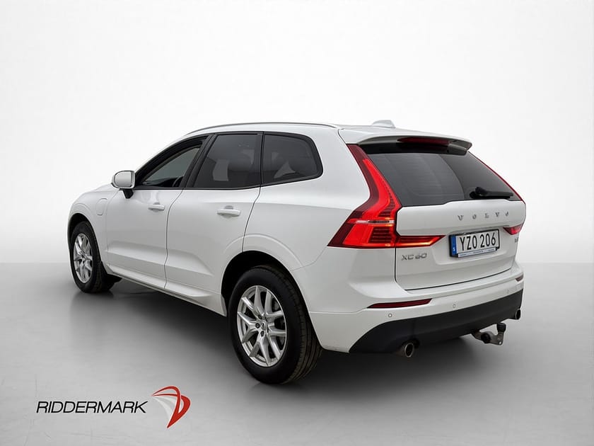 Bild 5 av Volvo XC60 T8 AWD 392hk Momentum VOC Värm Pano Kamera Drag