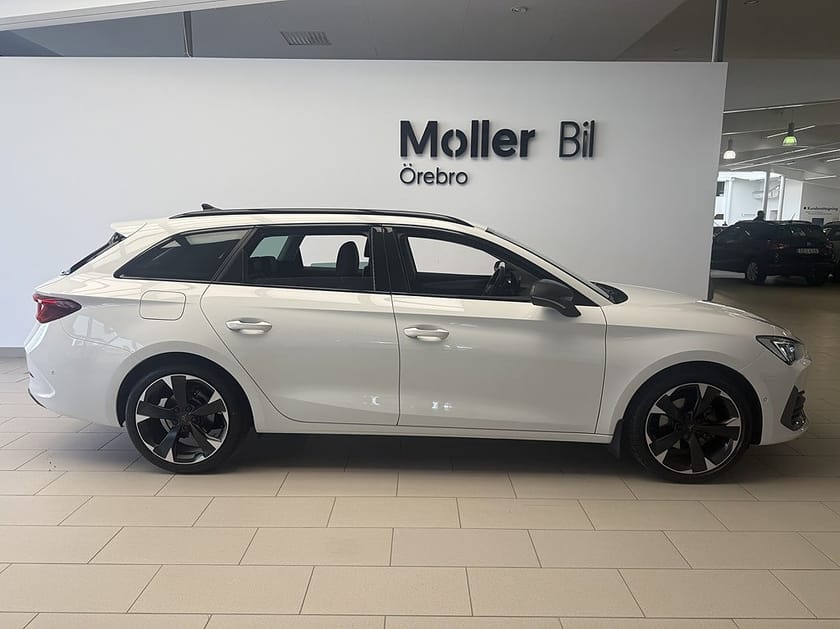 Bild 3 av CUPRA Leon Sportstourer 1.5 eTSI 150HK|Drag|B-kamera|El-baklucka