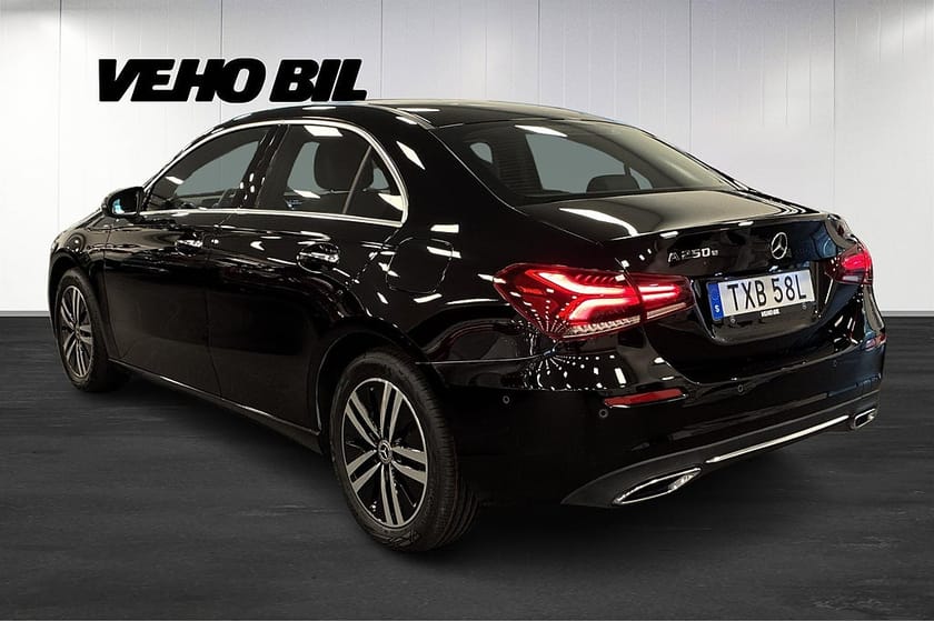 Bild 4 av Mercedes-Benz A 250 e Sedan