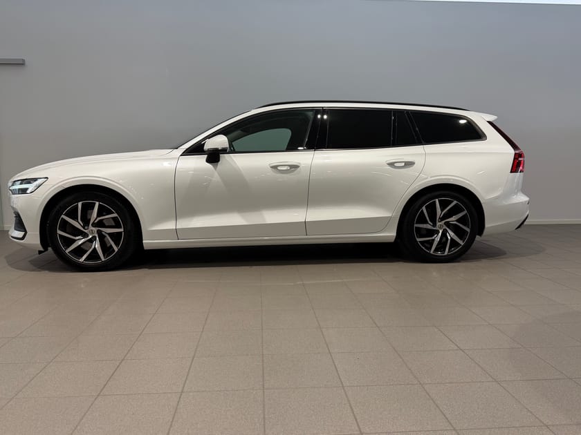 Bild 3 av Volvo V60 T5 Momentum Edition / dragkrok / sensorer / farthållare /