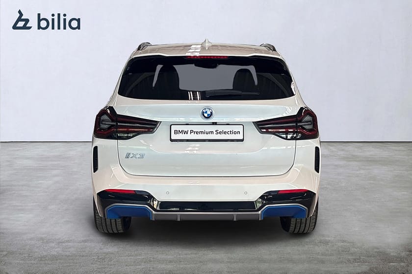 Bild 4 av BMW iX3 M-Sport | Aktiv farth. | Panorama | El stol m minne