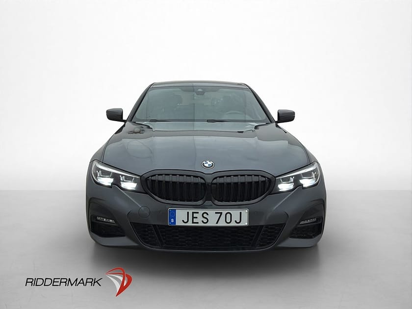 Bild 2 av BMW 330i xDrive Sedan 330 M Sport Cockpit Kamera Drag Skinn P-Värm