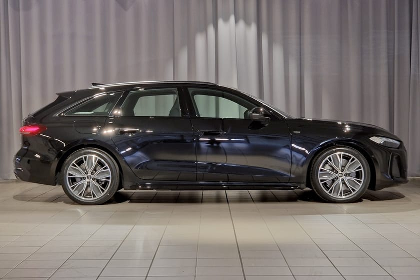 Bild 4 av Audi A5 Avant e-hybrid quattro eHybrid S line | Drag | B&O | 360 vy | Mat
