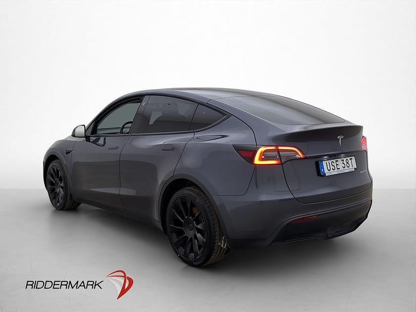 Bild 3 av Tesla Model Y Long Range AWD Autopilot Svensksåld MOMS
