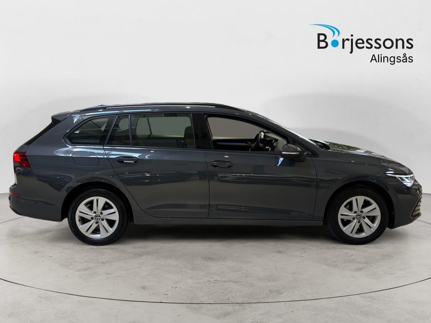 Bild 2 av Volkswagen Golf Sportscombi SC eTSI 150hk AUT Drag/Kamera/Rattvärme