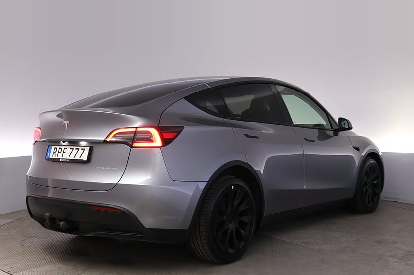 Bild 5 av Tesla Model Y Long Range AWD Uppg. Autopilot Panorama Drag