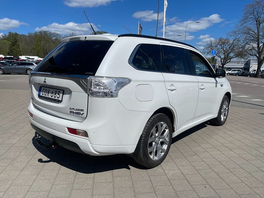 Bild 5 av Mitsubishi Outlander PHEV CVT Business 203 hk
