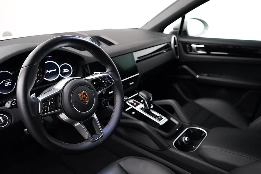 Bild 5 av Porsche Cayenne E-Hybrid Coupé / 462hk / Platinum Edit.