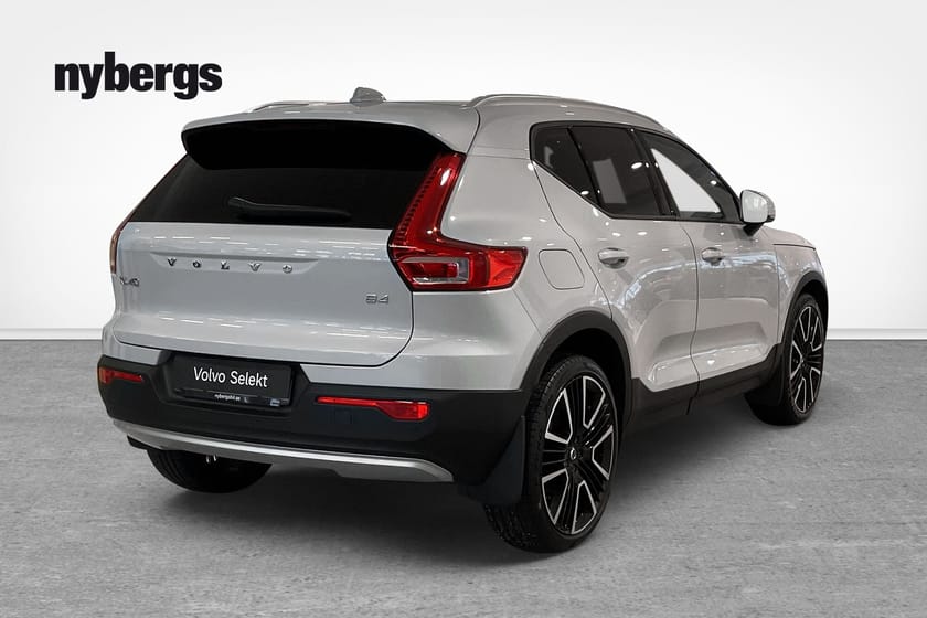 Bild 4 av Volvo XC40 B4 II FWD Bensin MomAdv NaviPro Edt