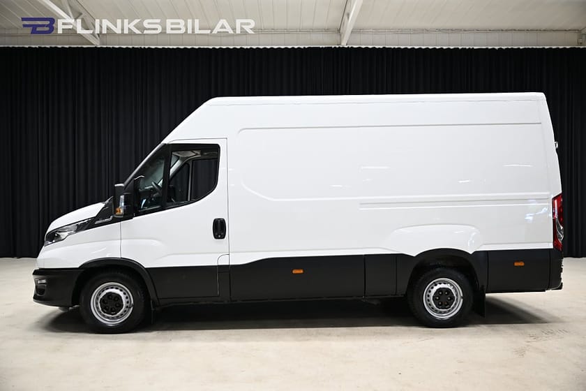 Bild 2 av Iveco Daily 35-140 Van 136HK L3H2|Automat|Webasto|3.5ton-drag|Lågmil|Leasbar