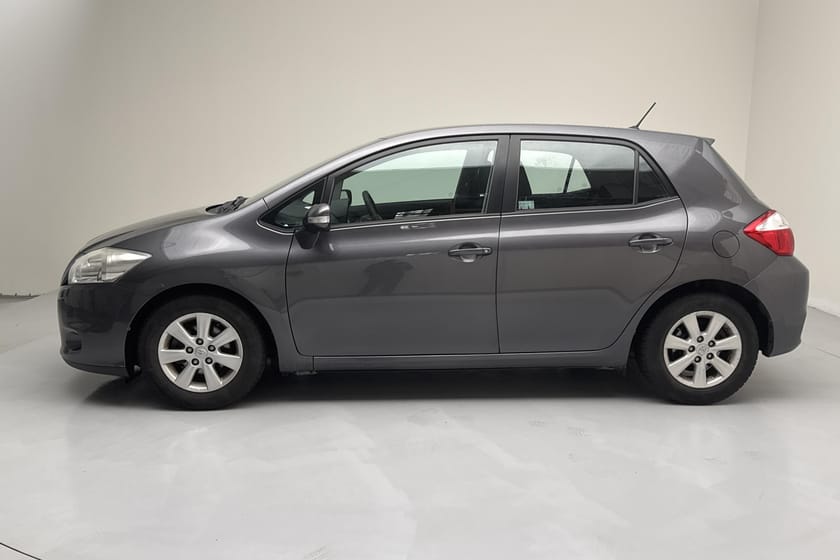 Bild 2 av Toyota Auris 1.4 D-4D 5dr (90hk) AC Drag Välservad