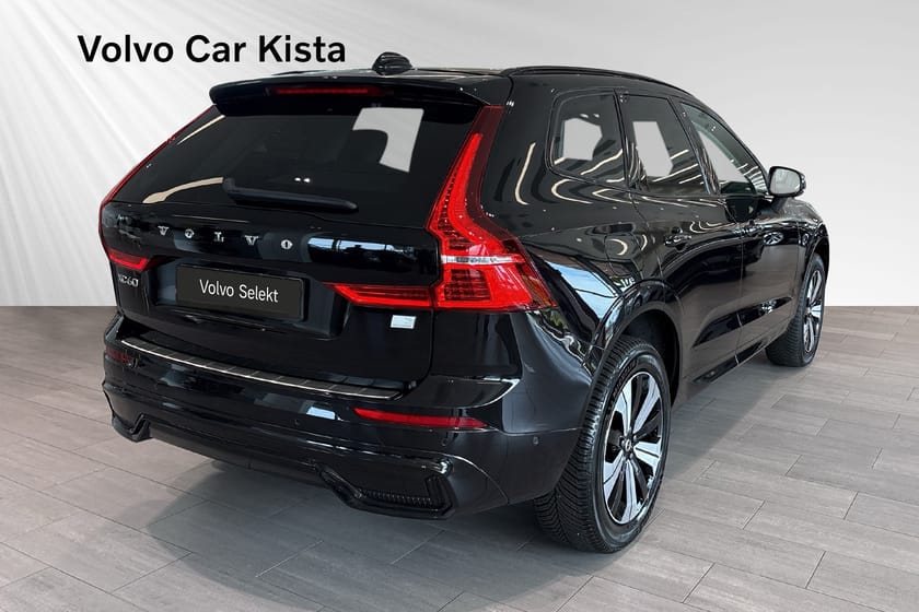 Bild 5 av Volvo XC60 Recharge T6 II Plus Dark Läder Drag Luftfj