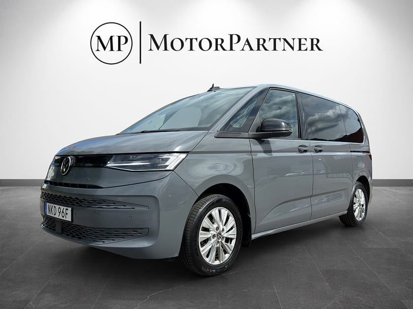 Bild 3 av Volkswagen Multivan eHybrid 1.4 TSI Plug-in Hybrid Panorama Kamera 7 Sits