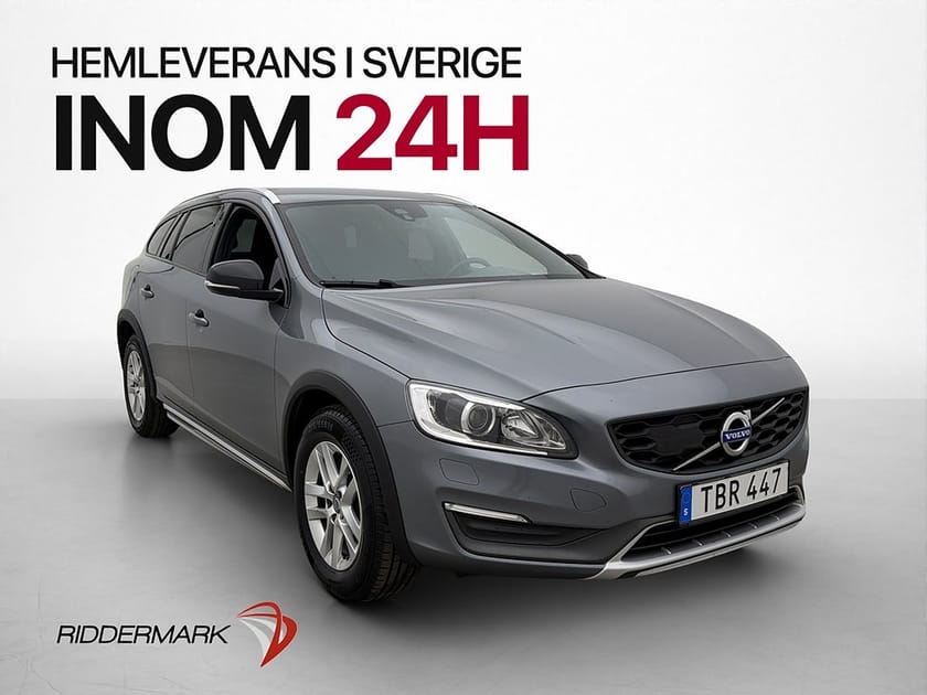 Bild 1 av Volvo V60 Cross Country D4 AWD Momentum Drag Värm Sensorer