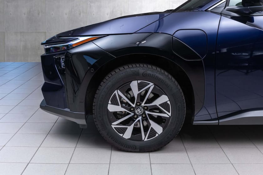 Bilde 2 av Toyota bZ4X AWD Executive