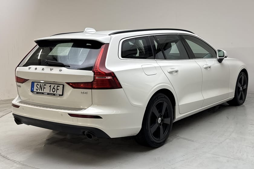 Bild 3 av Volvo V60 B4 Mildhybrid, Diesel (197hk)