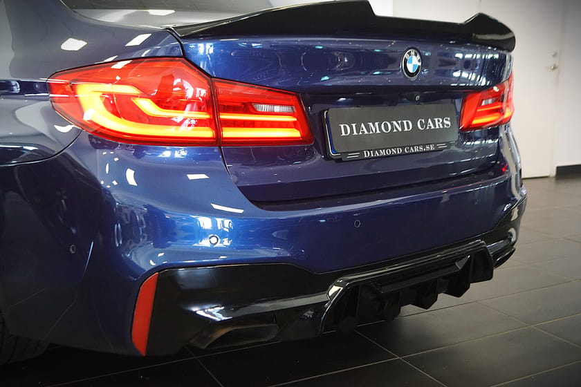 Bild 3 av BMW 540i xDrive Sedan M Sport 360° Kamera Navi Drag