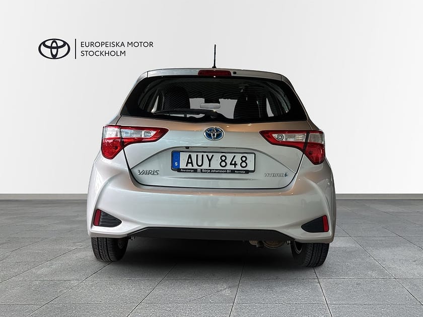 Bild 5 av Toyota Yaris Hybrid e-CVT Active Vinterhjul
