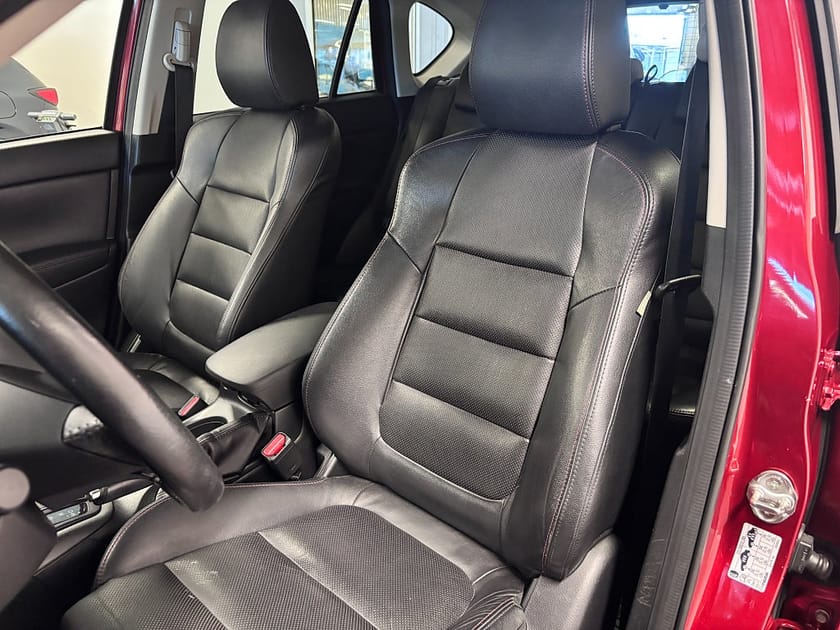 Bild 5 av Mazda CX-5 2.2 SKYACTIV-D AWD 175Hk Skinn Bose Drag Mvärmare Gps