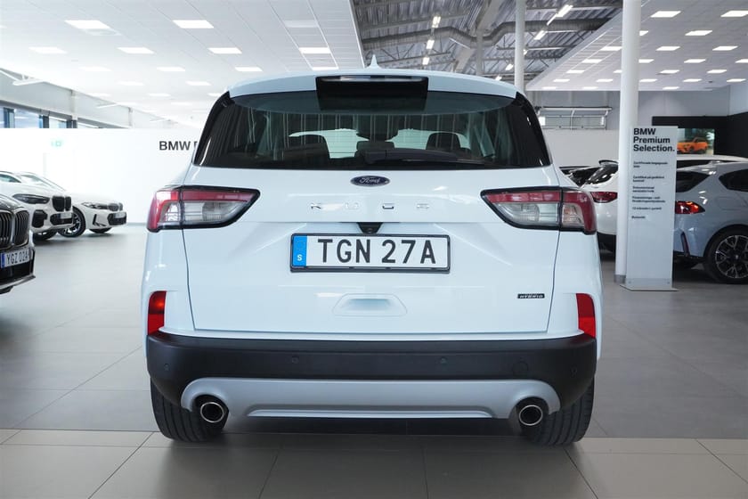 Bild 4 av Ford Kuga Plug-In Hybrid PHEV 225hk CVT Titanium Vinterpaket