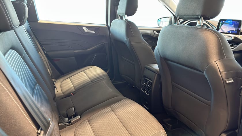 Bild 5 av Ford Kuga Plug-In Hybrid Titanium 2.5  Adaptiv Farthållare / Parkeringsassistans
