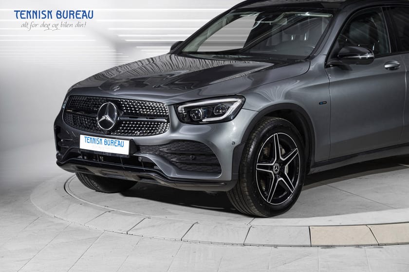 Bilde 2 av Mercedes-Benz GLC 300 e 4MATIC 300e 4M AMG Premium+, Panorama, Luft, Burmester®, Krok