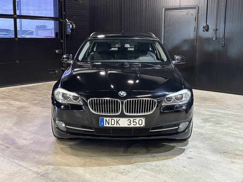 Bild 2 av BMW 525d xDrive Touring 525 (218hk)