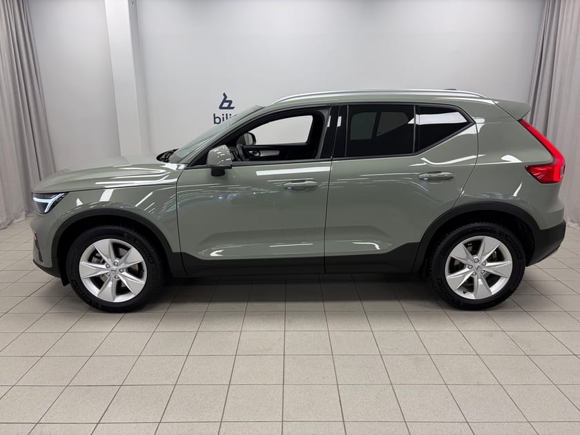 Bild 2 av Volvo XC40 B4 FWD Bensin Core SE II
