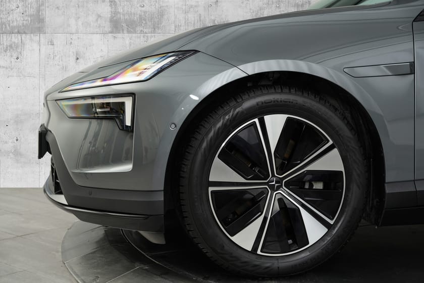 Bilde 4 av Polestar 4 Long Range Dual motor
