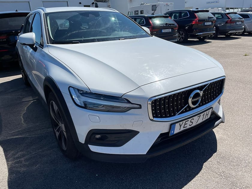 Bild 2 av Volvo V60 Cross Country D4 AWD 190HK 4x4 Advanced