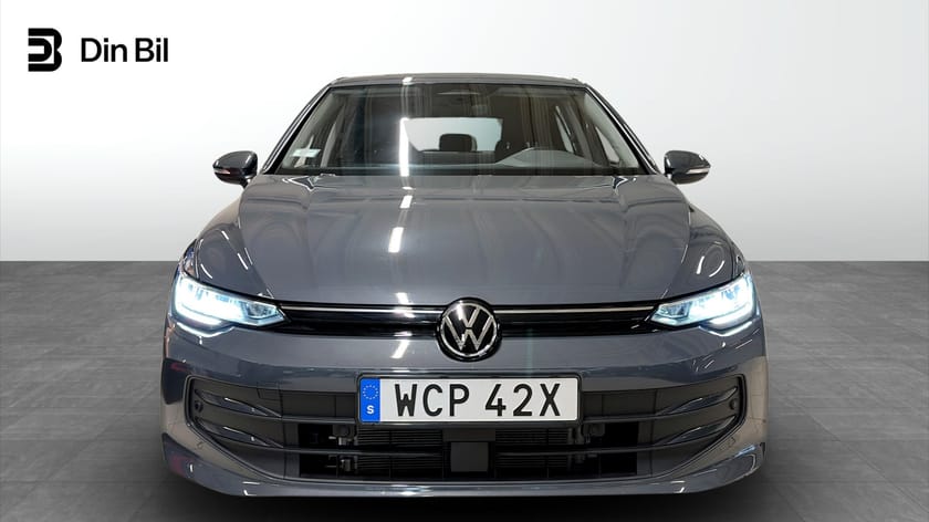 Bild 4 av Volkswagen Golf 1.5 eTSI 150hk Life B-Kam Carplay