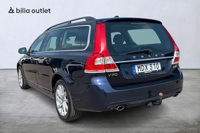 Bild 4 av Volvo V70 D4 Classic Momentum 181hk Drag Värmare GPS Kamrem bytt