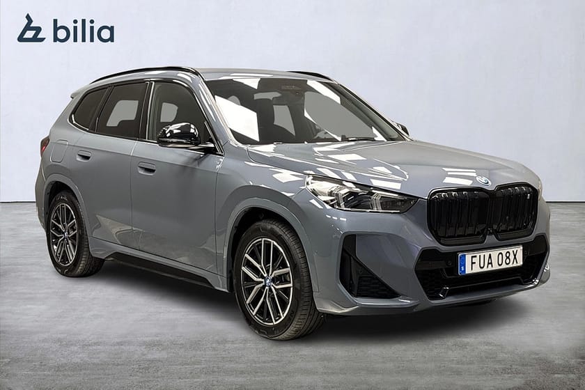 Bild 1 av BMW iX1 xDrive30 xDrive30-M Sport-Rattvärme-Dragkrok-Head up-H&K
