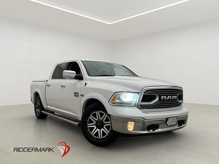 RAM 1500 Crew Cab Dodge Longhorn V8 4x4 M/K-Värmare Luft Alpine Moms