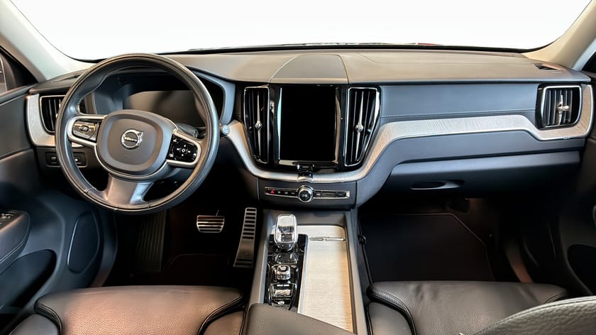 Bild 4 av Volvo XC60 Recharge T6 AWD Geartronic, 341hk