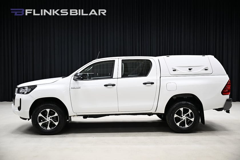 Bild 1 av Toyota Hilux Dubbelhytt 2.4 AWD 150HK Dubbelhytt|Kåpa|Drag|Lågmil|Leasbar